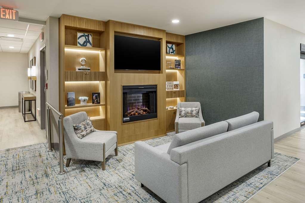 Comfort Inn & Suites Newark Liberty International Airport Dalaman gambar