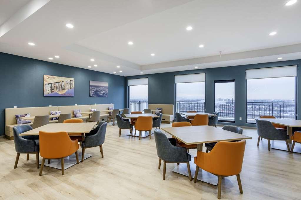 Comfort Inn & Suites Newark Liberty International Airport Restoran gambar