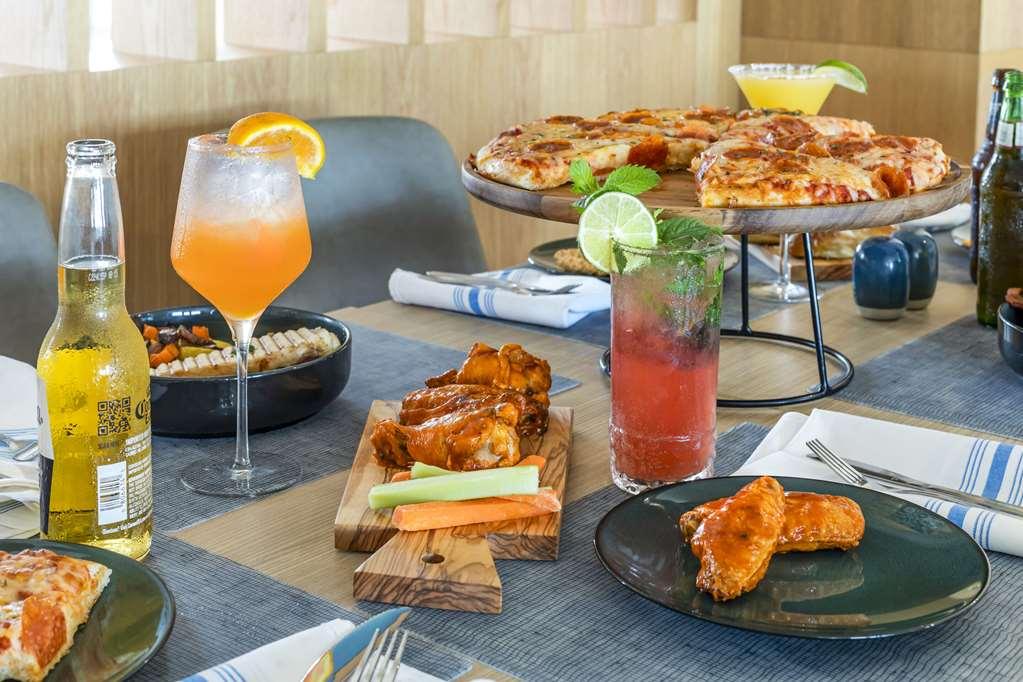 Comfort Inn & Suites Newark Liberty International Airport Restoran gambar